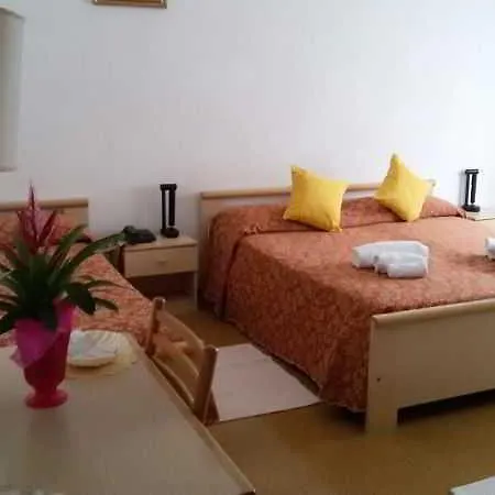 Hotel Trovatore