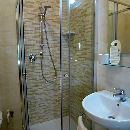 Hotel Trovatore